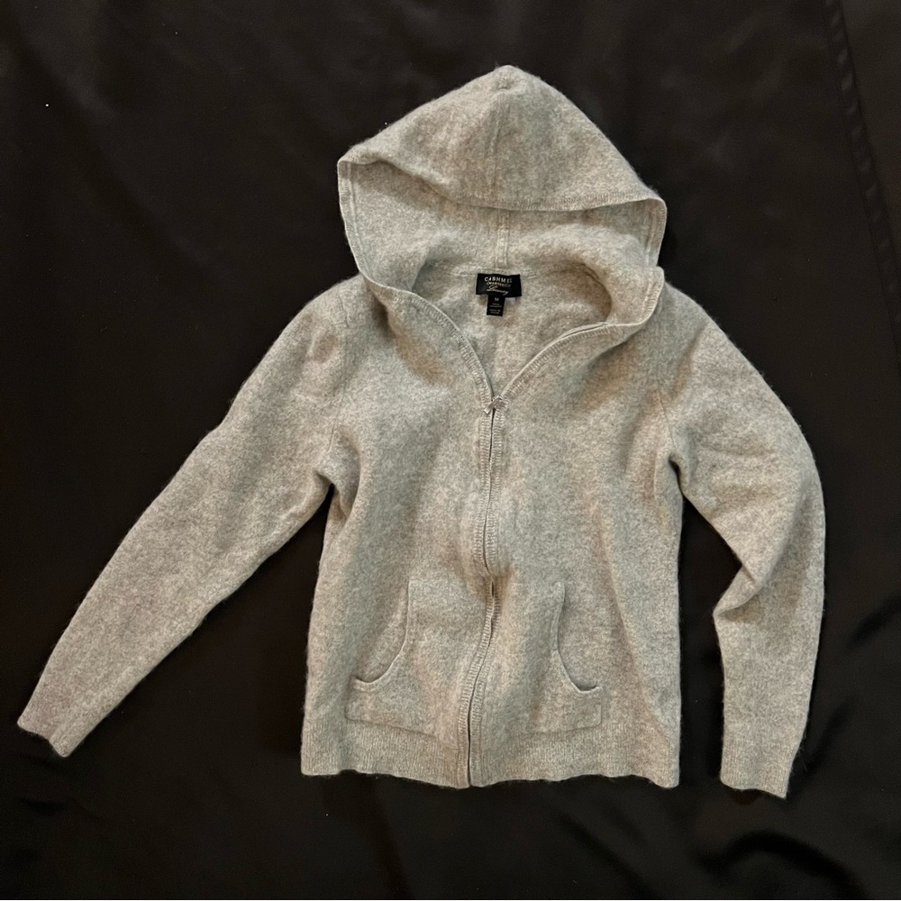 Size M Cashmere Charter Luxury Club Heather Gray hooded zip up kids sweater